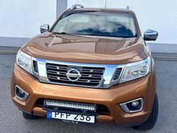 Orange Begagnad 2017 Nissan Navara Pickup | 195 000 kr (Marknadspris)