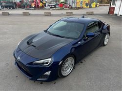 Blå Begagnad 2013 Toyota GT86 GT Sportkupé | 170 000 kr