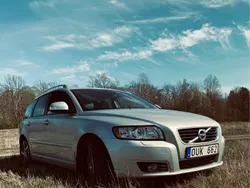 Grå Begagnad 2012 Volvo V50 Standard Kombi | 60 000 kr (Bra pris)