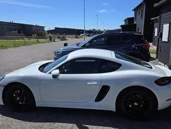 Vit Begagnad 2019 Porsche 718 Cayman Sportkupé | 620 000 kr