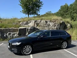Svart Begagnad 2018 Volvo V90 Momentum Kombi | 209 000 kr (Marknadspris)