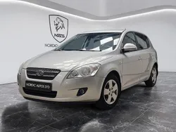Silver Begagnad 2008 Kia Ceed 2 Halvkombi | 29 900 kr (Dyr)
