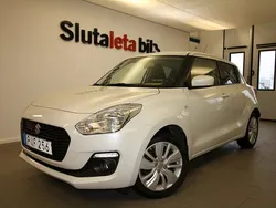 Vit (vit pearl metallic) Begagnad 2018 Suzuki Swift Halvkombi | 117 900 kr (Lite dyr)