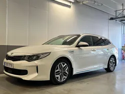 Vit Begagnad 2018 Kia Optima Hybrid 2 Sedan | 187 000 kr (Marknadspris)