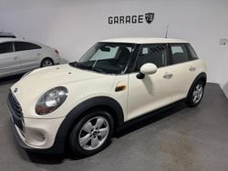 Vit Begagnad 2016 Mini ONE Pepper Halvkombi | 74 500 kr (Marknadspris)