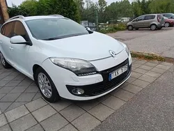Vit Begagnad 2013 Renault Mégane GrandTour Kombi | 46 900 kr (Bra pris)