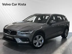 Grå Begagnad 2019 Volvo V60 CC SE Kombi | 319 800 kr (Marknadspris)