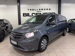 Grå Begagnad 2019 Mercedes Vito Minibuss | 159 900 kr