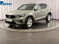 Grön Begagnad 2023 Volvo XC40 Core SUV | 344 900 kr (Marknadspris)