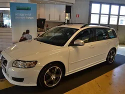 Vit Begagnad 2010 Volvo V50 R-Design Kombi | 74 500 kr (Marknadspris)