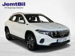 Röd Begagnad 2021 Mercedes EQA250 Advanced SUV | 429 000 kr