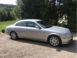 Silver Begagnad 2002 Jaguar S-Type S Sedan | 27 500 kr