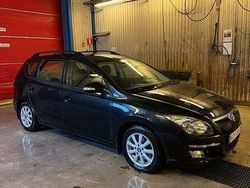 Svart Begagnad 2010 Hyundai i30 Kombi | 30 000 kr (Bra pris)
