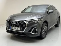 Grå Begagnad 2024 Audi Q3 S-Line SUV | 459 800 kr
