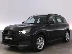Svart Begagnad 2024 Mini Countryman SUV | 299 900 kr