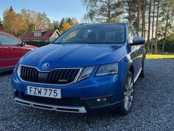 Blå Begagnad 2019 Skoda Octavia Scout Kombi | 199 000 kr (Bra pris)
