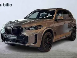 Grå Begagnad 2025 BMW X5 SUV | 1 139 900 kr