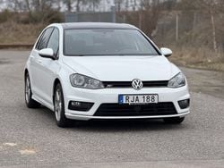 Vit Begagnad 2016 VW Golf VII GT Halvkombi | 99 900 kr (Marknadspris)
