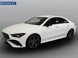Vit Begagnad 2024 Mercedes CLA200 AMG Sportkupé | 379 000 kr (Marknadspris)