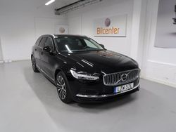 Svart Begagnad 2023 Volvo V90 Kombi | 369 900 kr (Marknadspris)