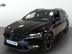 Svart Begagnad 2019 Skoda Superb SportLine Kombi | 289 900 kr (Marknadspris)