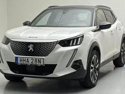 Vit Begagnad 2021 Peugeot e-2008 GT SUV | 200 000 kr