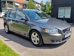 Grå Begagnad 2011 Volvo V50 Momentum Kombi | 54 000 kr (Marknadspris)