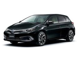 Svart Begagnad 2017 Toyota Auris Hybrid Halvkombi | 114 900 kr (Bra pris)