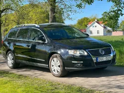 Svart Begagnad 2007 VW Passat Highline Kombi | 44 900 kr (Marknadspris)