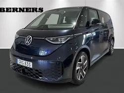 Mörkblå (blå) Begagnad 2024 VW ID. Buzz Pro Van | 529 900 kr