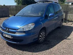 Blå Begagnad 2005 Peugeot 807 Minibuss | 7 500 kr