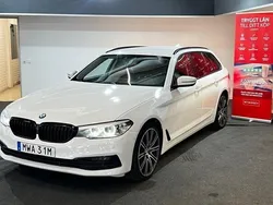 Vit Begagnad 2019 BMW 520 Sport Line Kombi | 219 900 kr (Bra pris)