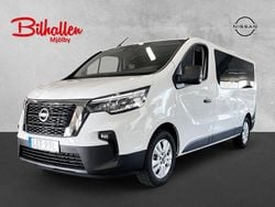Vit (white glacier) Begagnad 2025 Nissan Primastar Tekna Minibuss | 445 000 kr (Superpris)