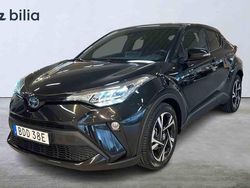 Svart Begagnad 2022 Toyota C-HR SUV | 269 900 kr