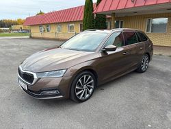 Brun Begagnad 2020 Skoda Octavia Style Kombi | 194 900 kr (Marknadspris)