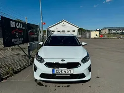 Vit Begagnad 2019 Kia Ceed Sportswagon Kombi | 125 500 kr