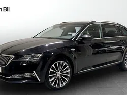 Svart (black magic pearleffect) Begagnad 2020 Skoda Superb LAURIN & KLEMENT Kombi | 259 900 kr (Superpris)