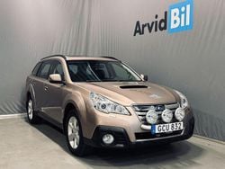 Ljusbrun Begagnad 2013 Subaru Outback SUV | 128 700 kr (Lite dyr)