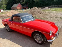 Silver metallic Begagnad 1962 MG B Cab | 179 000 kr