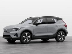 Grå Begagnad 2023 Volvo XC40 Plus SUV | 469 500 kr