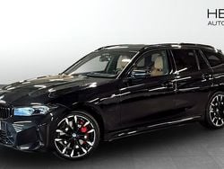 Svart (black) Begagnad 2025 BMW 330e M Sport Kombi | 628 700 kr