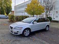 Grå Begagnad 2008 Volvo V50 Kinetic Kombi | 40 000 kr (Bra pris)