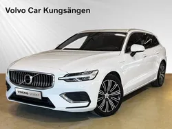 Vit Begagnad 2022 Volvo V60 Kombi | 339 900 kr (Bra pris)