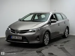 Brun Begagnad 2013 Toyota Auris Touring Sports Executive Kombi | 94 800 kr (Lite dyr)