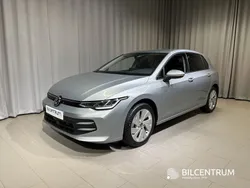Silver Ny 2025 VW Golf VIII Edition Halvkombi | 289 900 kr (Superpris)