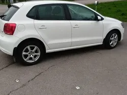 Vit Begagnad 2012 VW Polo Halvkombi | 57 000 kr (Bra pris)