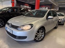 Silver metallic Begagnad 2011 VW Golf VI Halvkombi | 69 900 kr (Lite dyr)