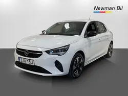 Vit Begagnad 2022 Opel Corsa-e Design & Tech Halvkombi | 239 700 kr (Marknadspris)
