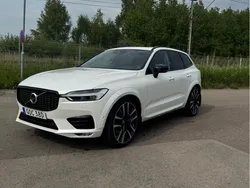 Vit Begagnad 2020 Volvo XC60 R-Design SUV | 394 000 kr (Marknadspris)