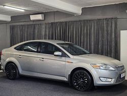 Grå Begagnad 2010 Ford Mondeo Titanium X Halvkombi | 58 900 kr (Marknadspris)